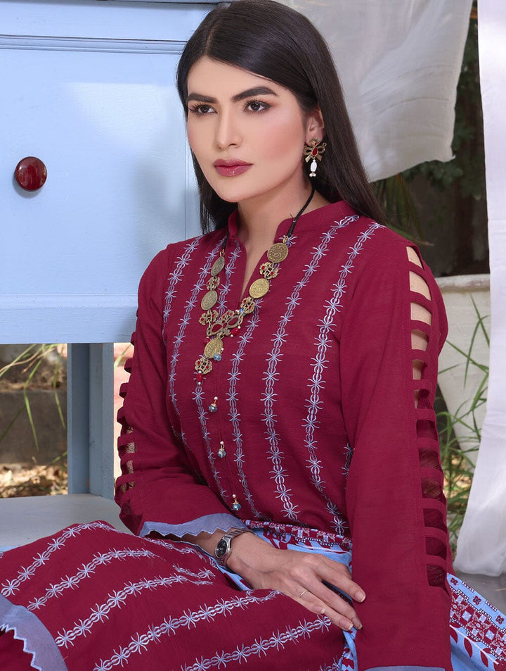 3 Piece Unstitched Khaddar Suit KKE-1569 Dresses KHAS STORES 