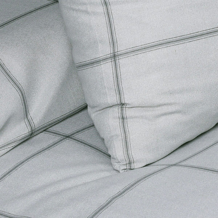 BED SHEET D-038 - Queen Printed Range 144 TC HOMBEDROO 